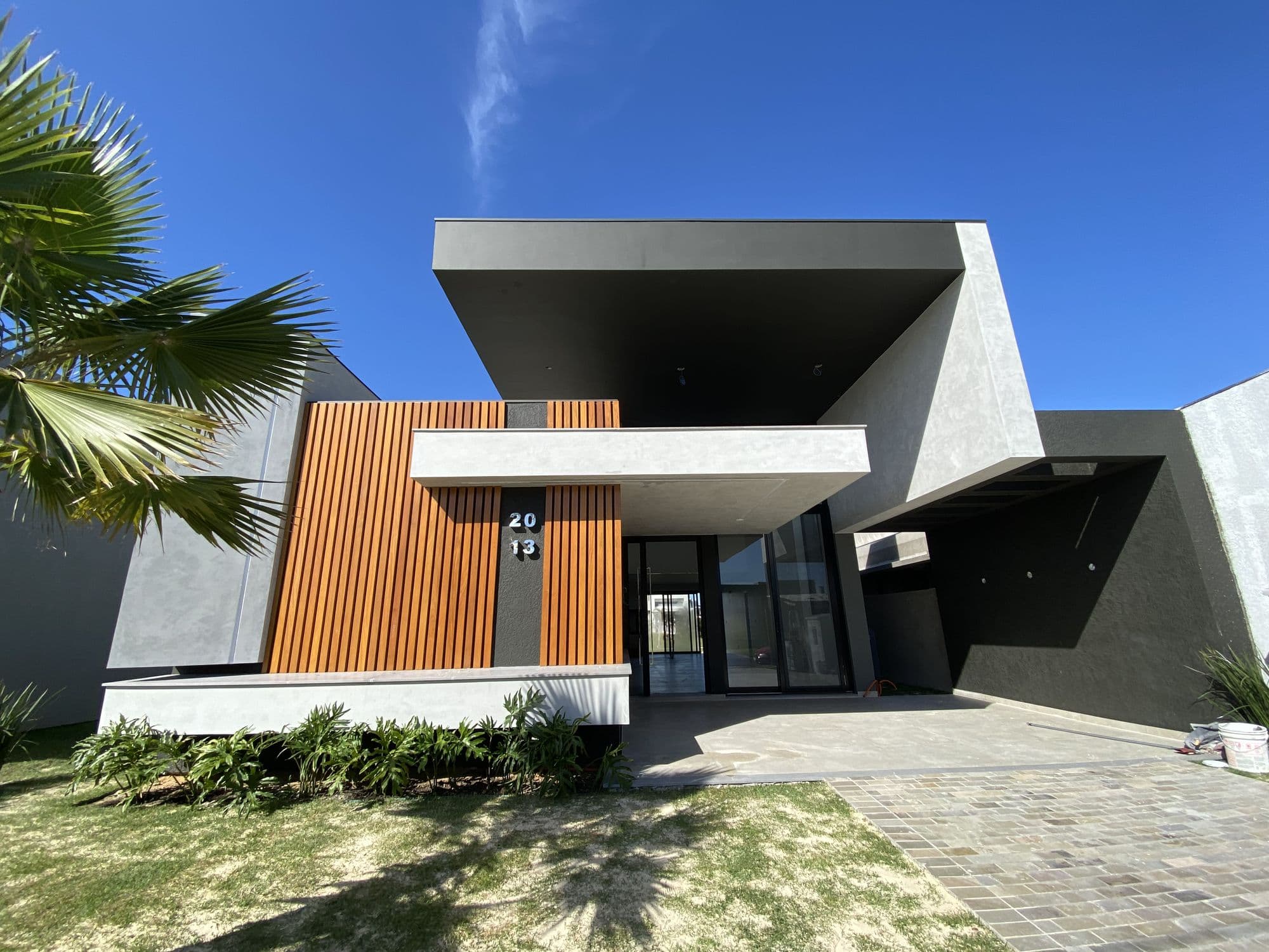 15 Obras Residenciais — Amavi — Residência entregue no Condomínio Riviera