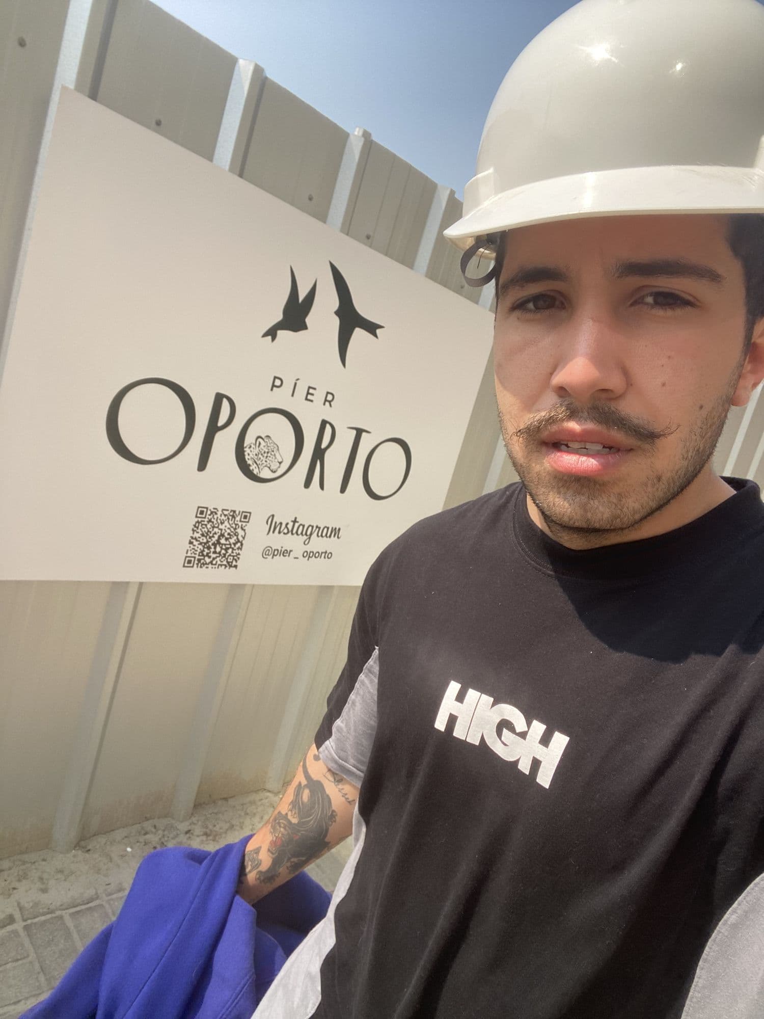Eng. Lucas Cardoso na obra do Píer Oporto