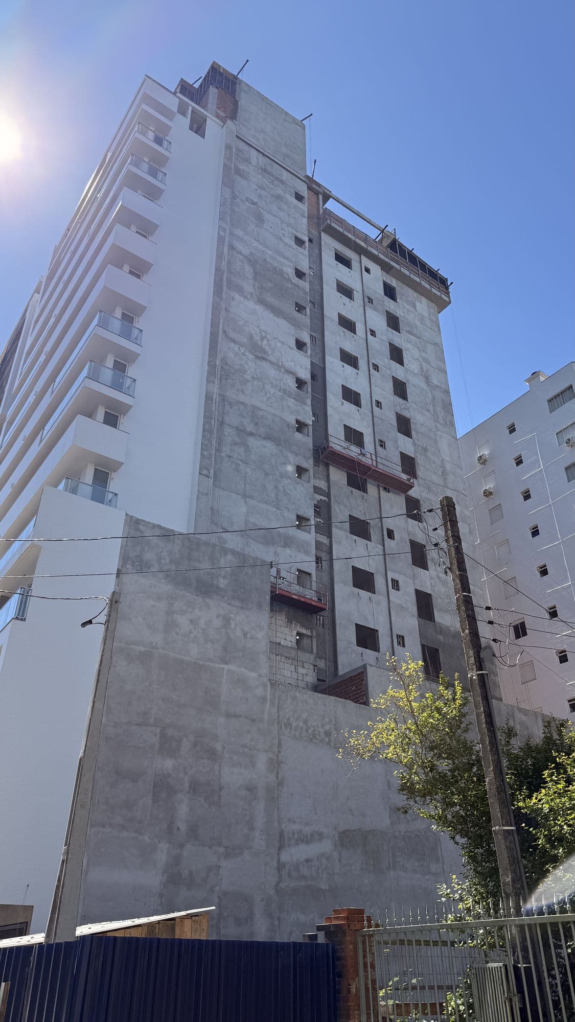 Edifício Zaira — vista geral da fachada sul